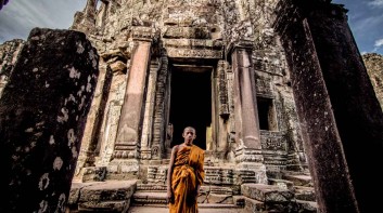 巴揚寺/巴戎寺 (BAYON)