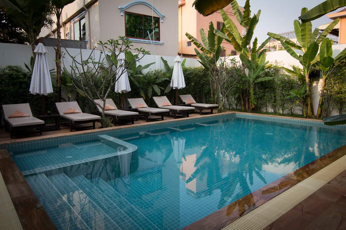 Apsara Centrepole Hotel