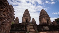 東梅蓬寺（East Mebon）